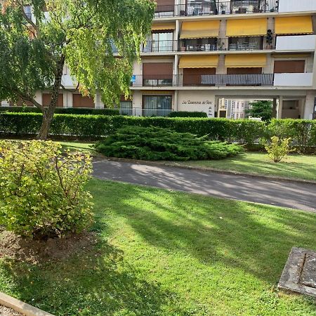 Studio 32 wifi Troyes Exterior foto